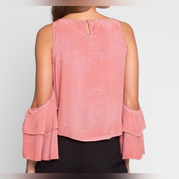 Coral Wet Seal Womens Cold Shoulder Canyon Sky Top in Large - Picture 5 of 8